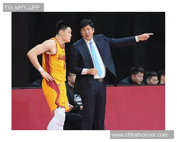 张宁的成长之路：从普通学生到行业领军人物的奋斗历程与启示